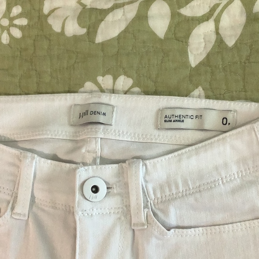 J Jill Denim Authentic Fit Slim Ankle White Jeans Pants 0 Petite 0P - Picture 4 of 9